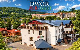Dwór Jur-Gast